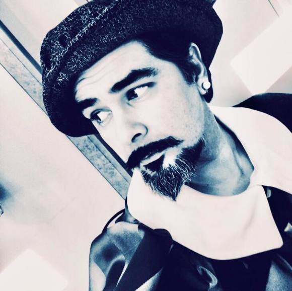 Meet your Posher, George - Picture 1 of 1